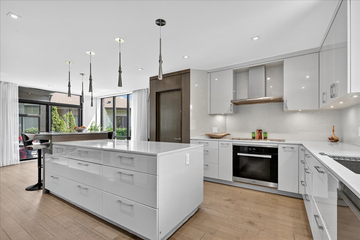 Montréal  - House 5 Bedrooms - picture 14