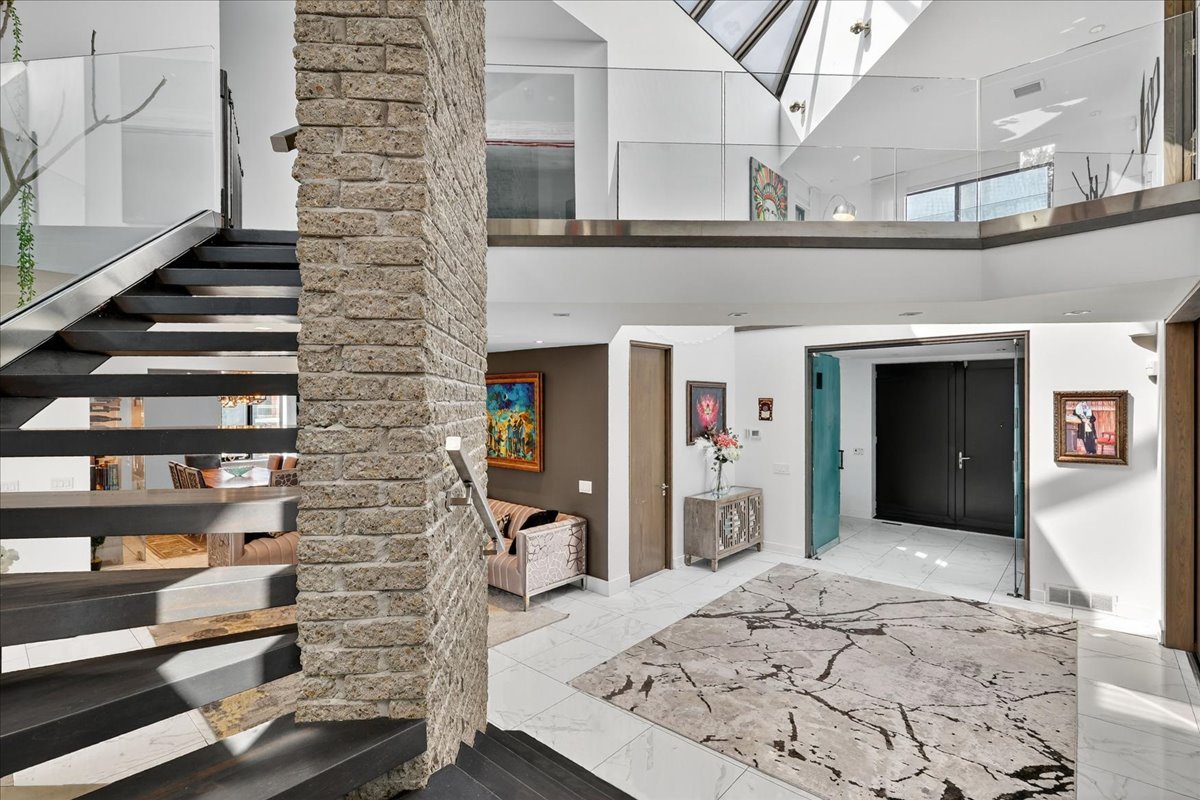 Montréal  - House 5 Bedrooms - picture 18