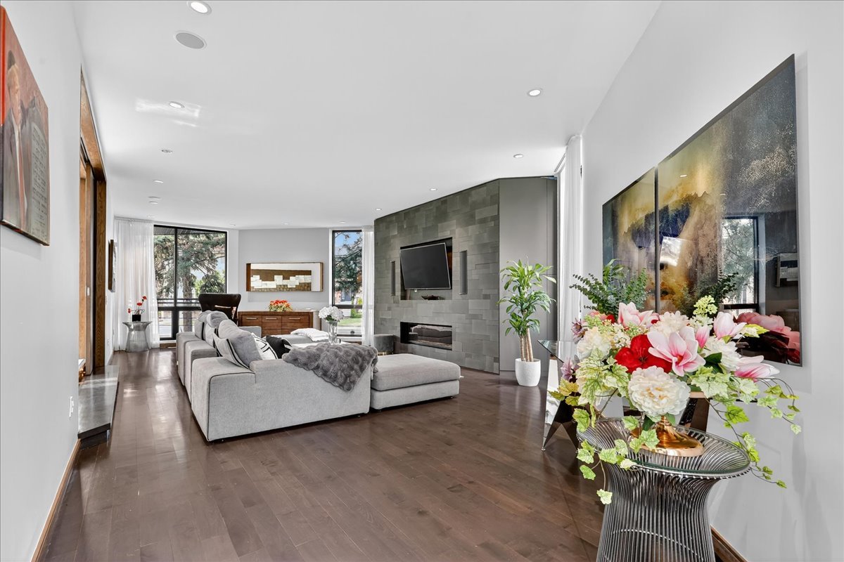 Montréal  - House 5 Bedrooms - picture 9