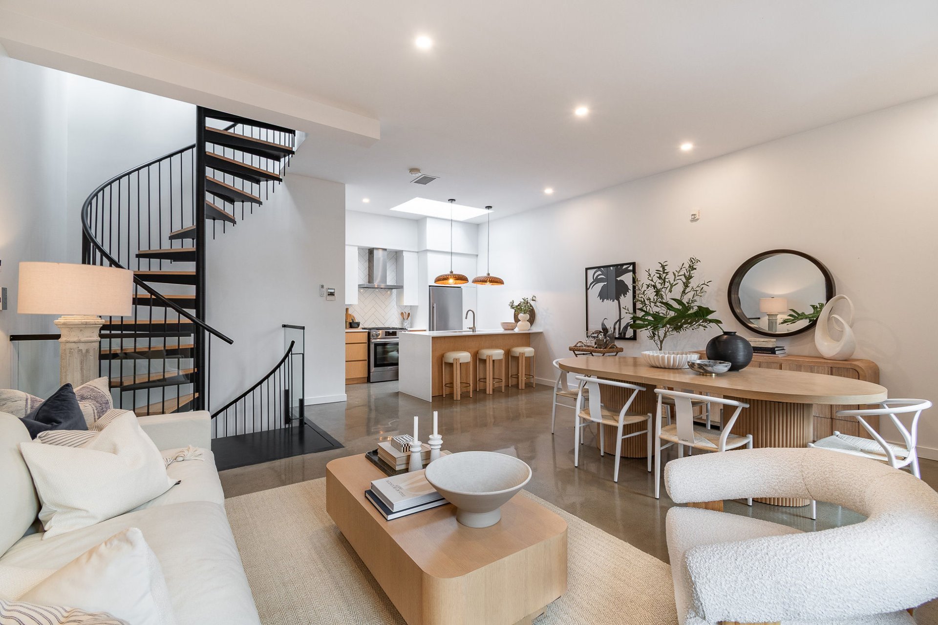 2440 Rue St-Charles  Montréal (Le Sud-Ouest) (Montréal) - picture 3