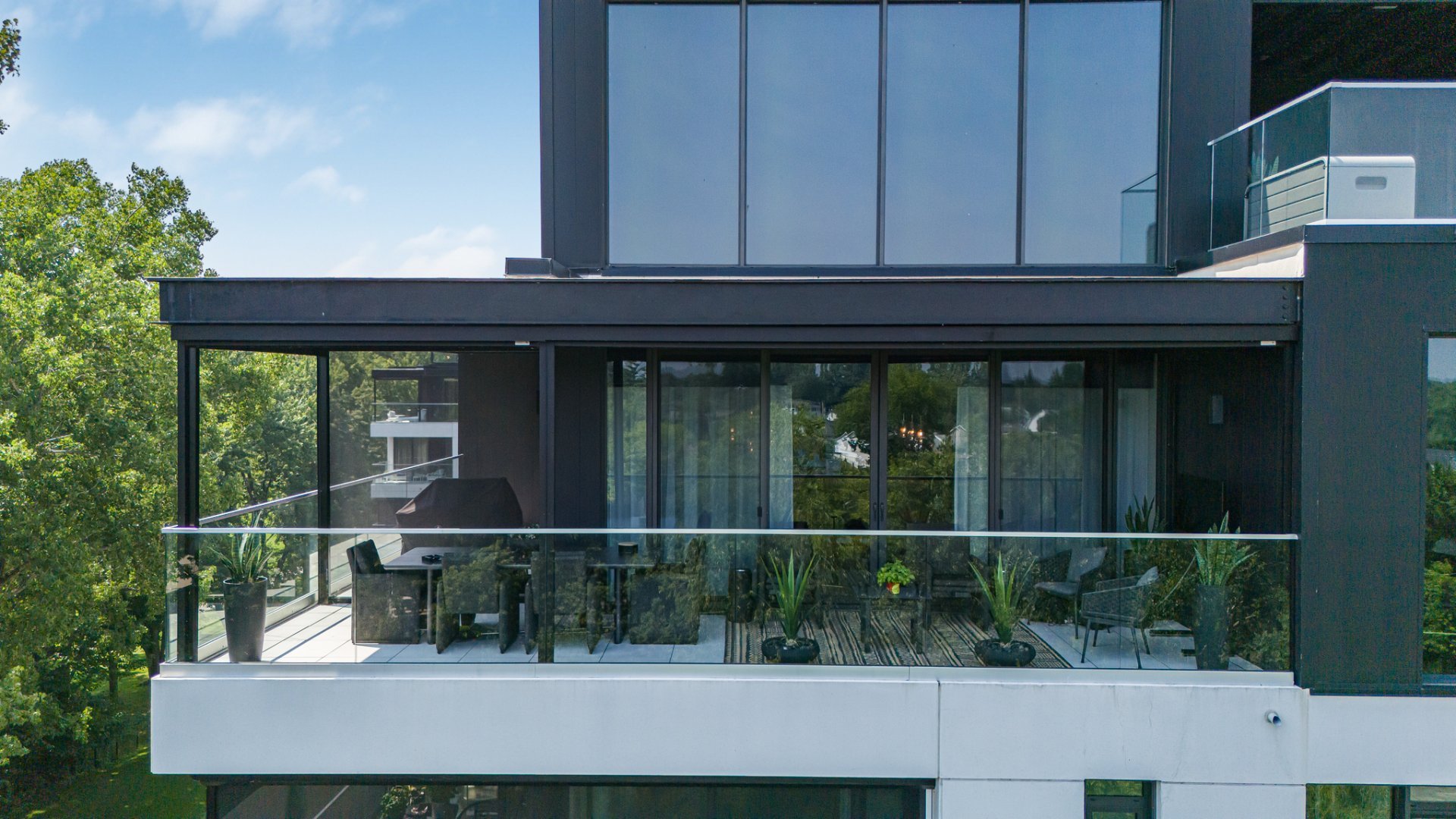 Laval  - Appartement 10 Pi&egrave;ces 3 Chambres - picture 15