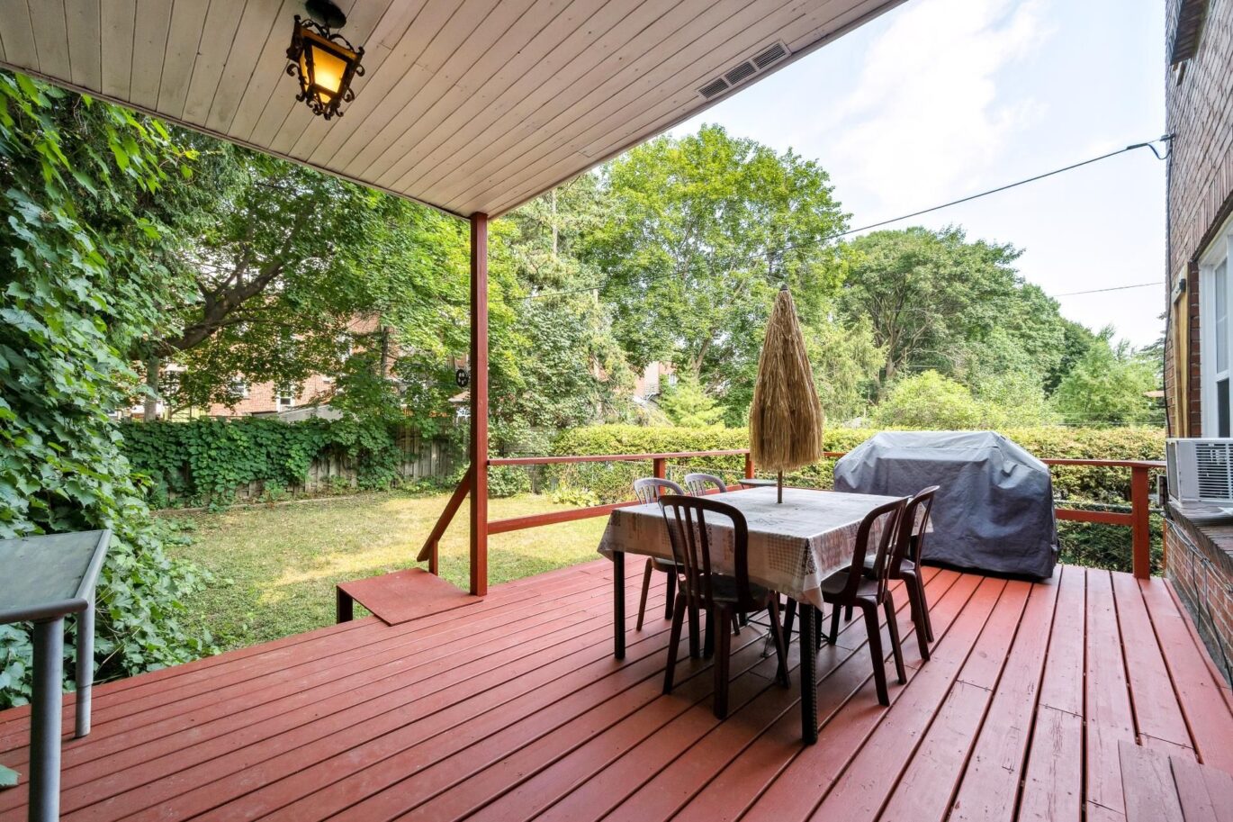 5447 Av. Earnscliffe  Montréal (Côte-des-Neiges/Notre-Dame-de-Grâce) (Montréal)