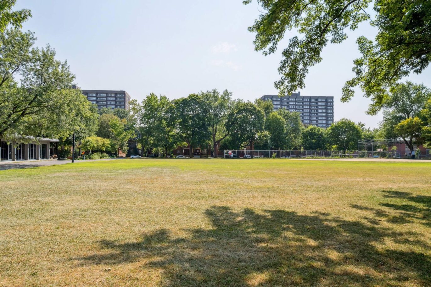 5447 Av. Earnscliffe  Montréal (Côte-des-Neiges/Notre-Dame-de-Grâce) (Montréal)