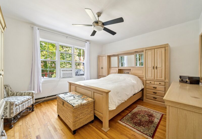 5447 Av. Earnscliffe  Montréal (Côte-des-Neiges/Notre-Dame-de-Grâce) (Montréal)