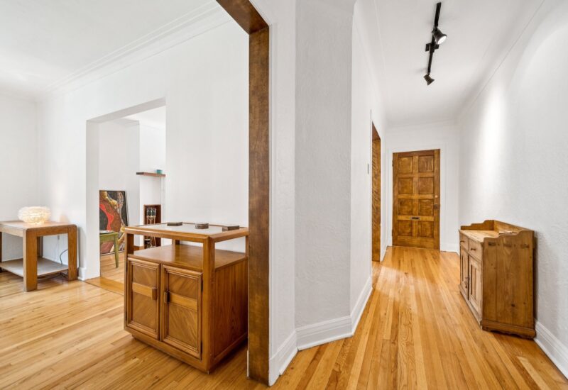 5447 Av. Earnscliffe  Montréal (Côte-des-Neiges/Notre-Dame-de-Grâce) (Montréal)