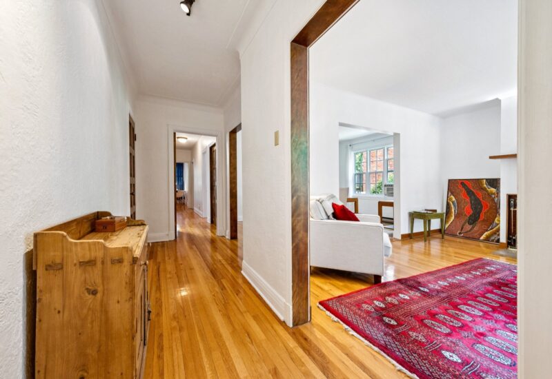 5447 Av. Earnscliffe  Montréal (Côte-des-Neiges/Notre-Dame-de-Grâce) (Montréal)