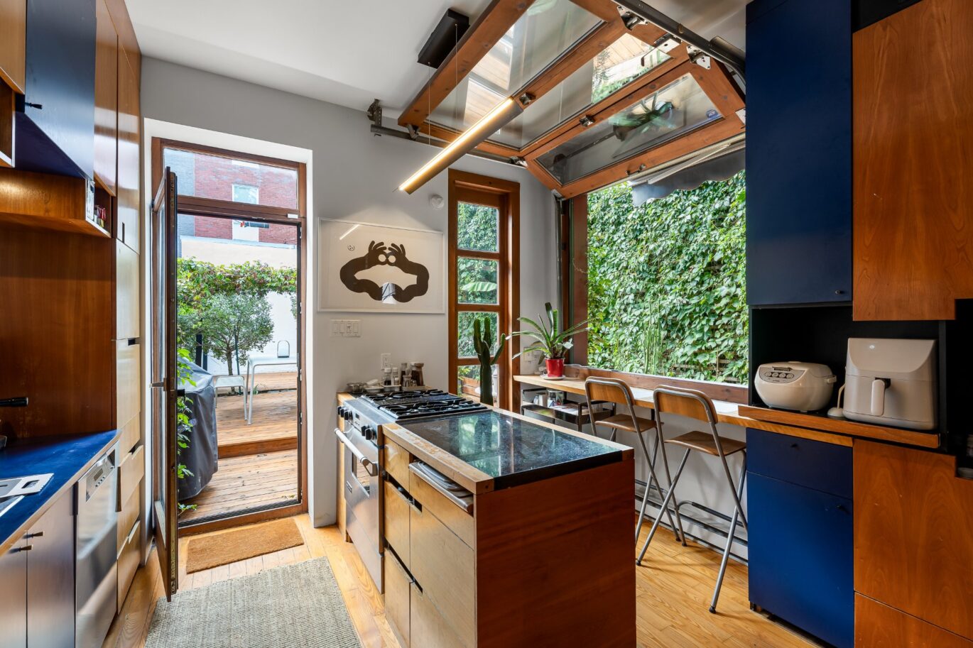 3986 Av. Coloniale  Montréal (Le Plateau-Mont-Royal) (Montréal)