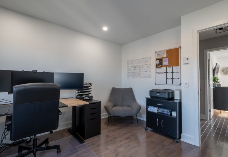 3877 Rue Émiliana-Brosseau  Longueuil (Saint-Hubert) (Montérégie)