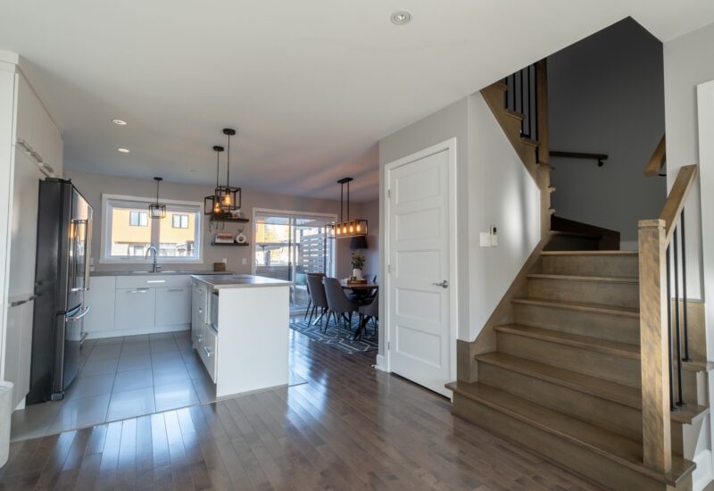 3877 Rue Émiliana-Brosseau  Longueuil (Saint-Hubert) (Montérégie)