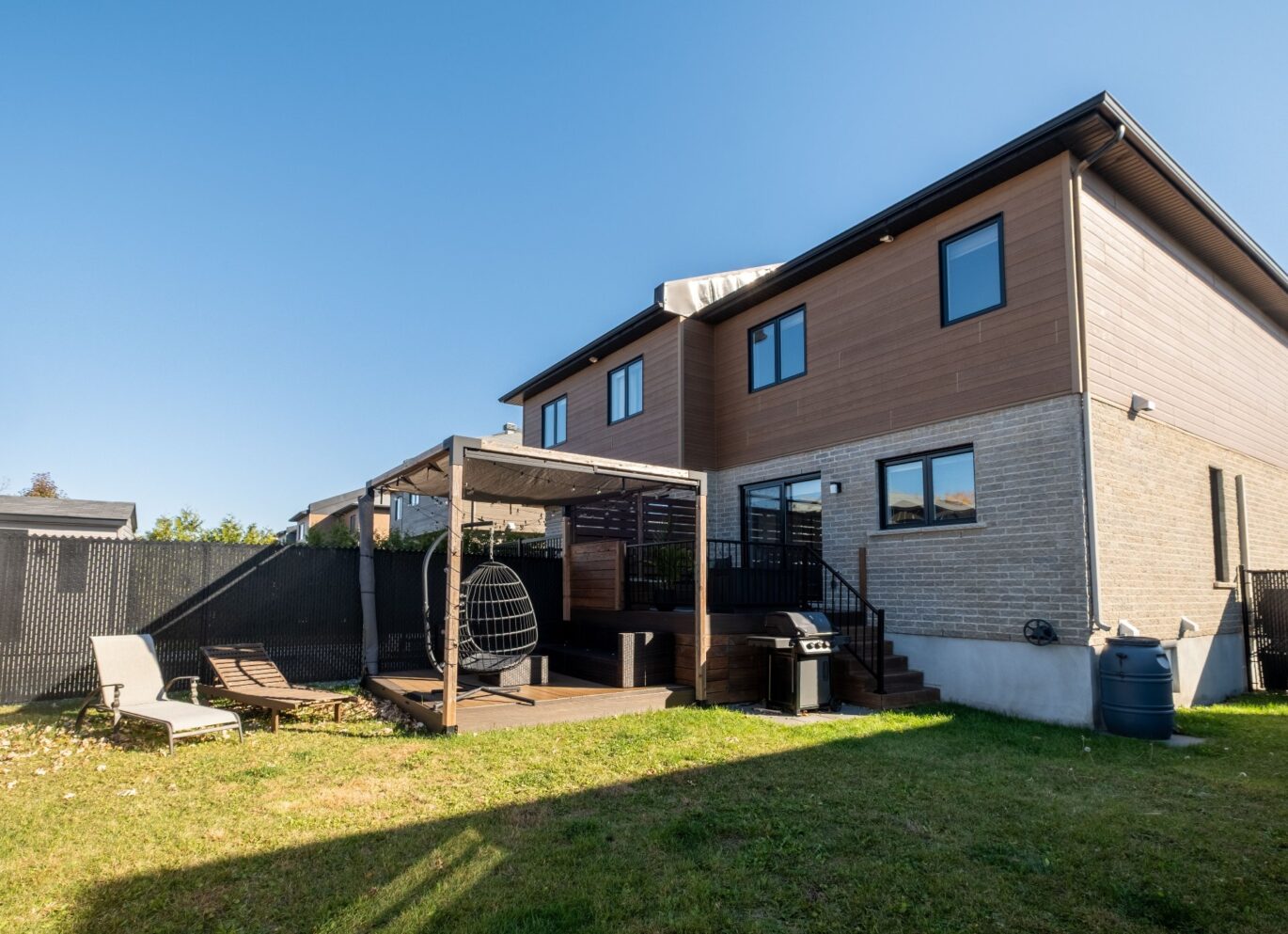 3877 Rue Émiliana-Brosseau  Longueuil (Saint-Hubert) (Montérégie)