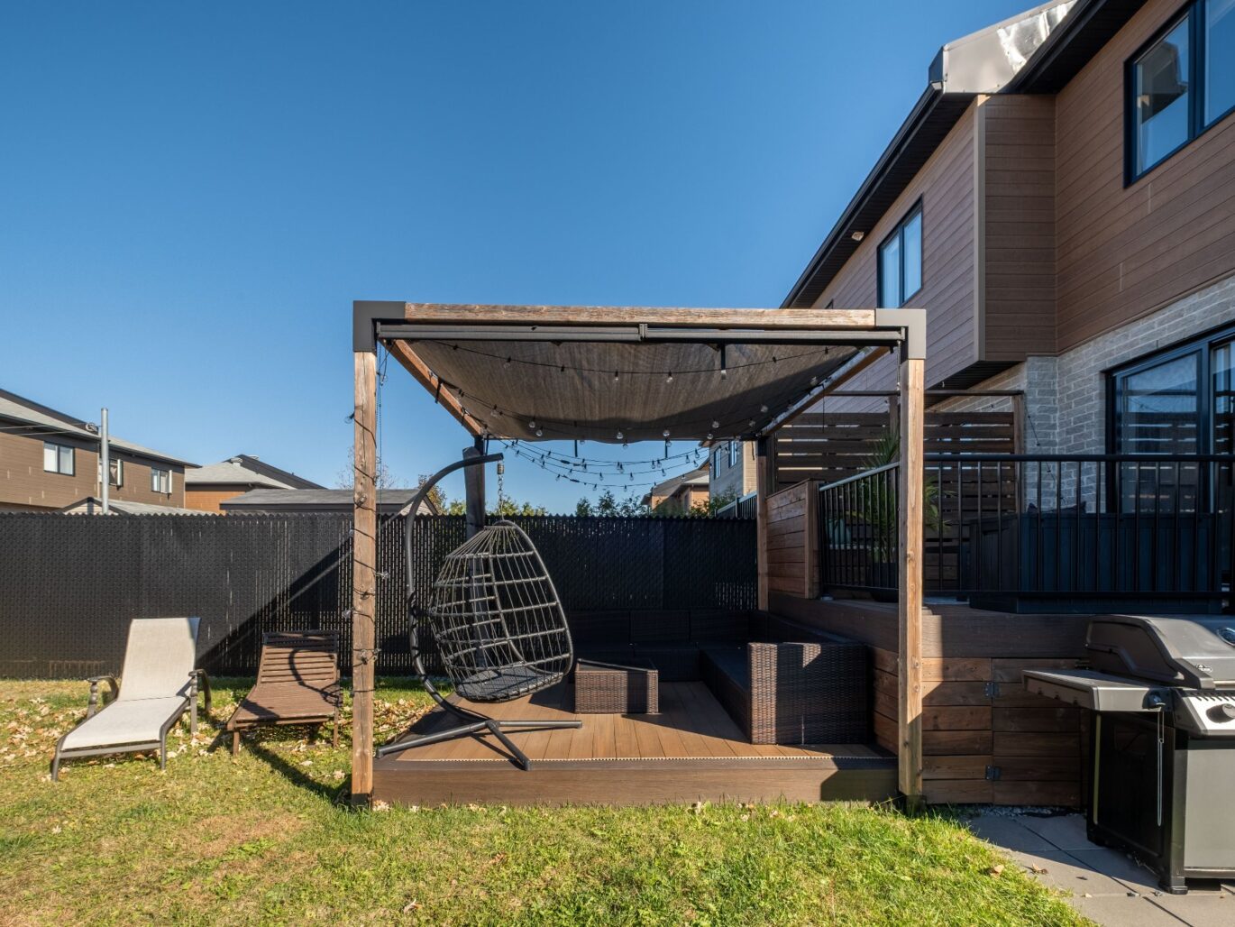 3877 Rue Émiliana-Brosseau  Longueuil (Saint-Hubert) (Montérégie)