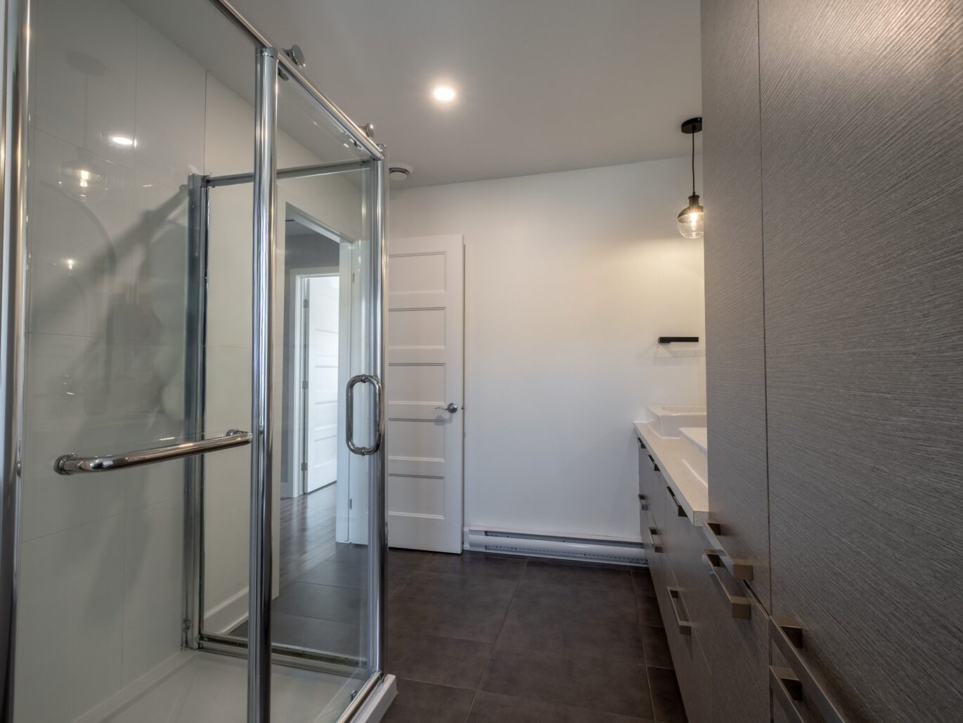 3877 Rue Émiliana-Brosseau  Longueuil (Saint-Hubert) (Montérégie)