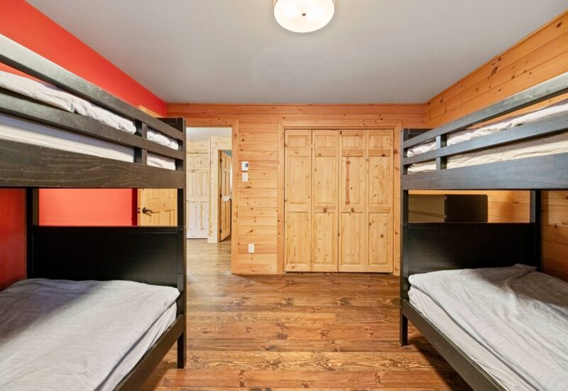 2110 Ch. du Lac-Quenouille #22  Val-des-Lacs (Laurentides)