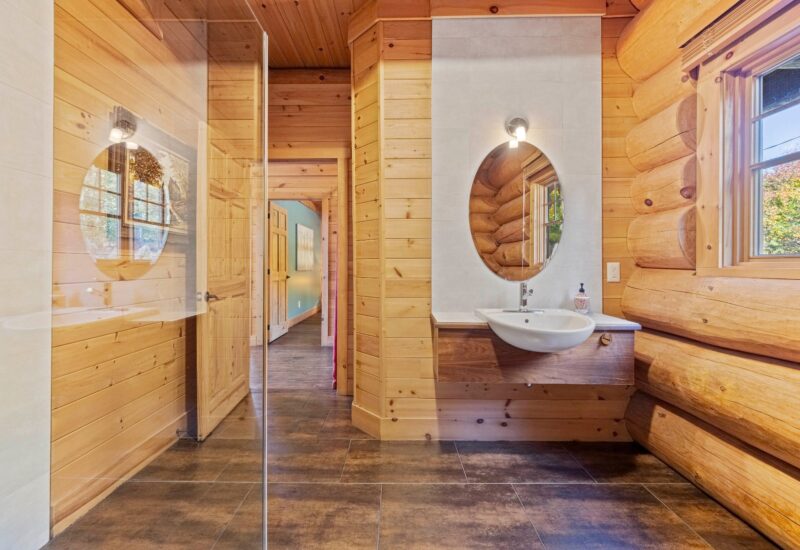 2110 Ch. du Lac-Quenouille #22  Val-des-Lacs (Laurentides)