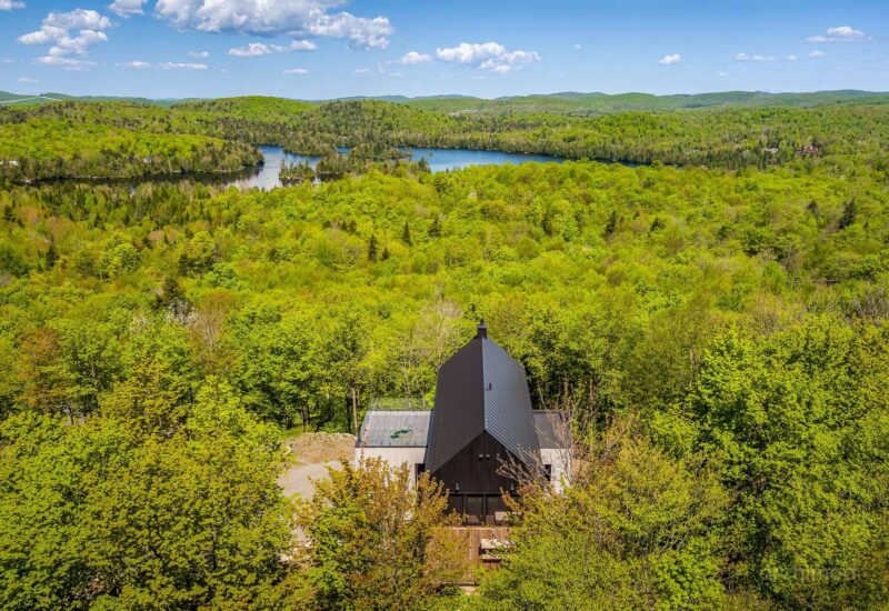 1551 Ch. du Noroît  Wentworth-Nord (Laurentides)