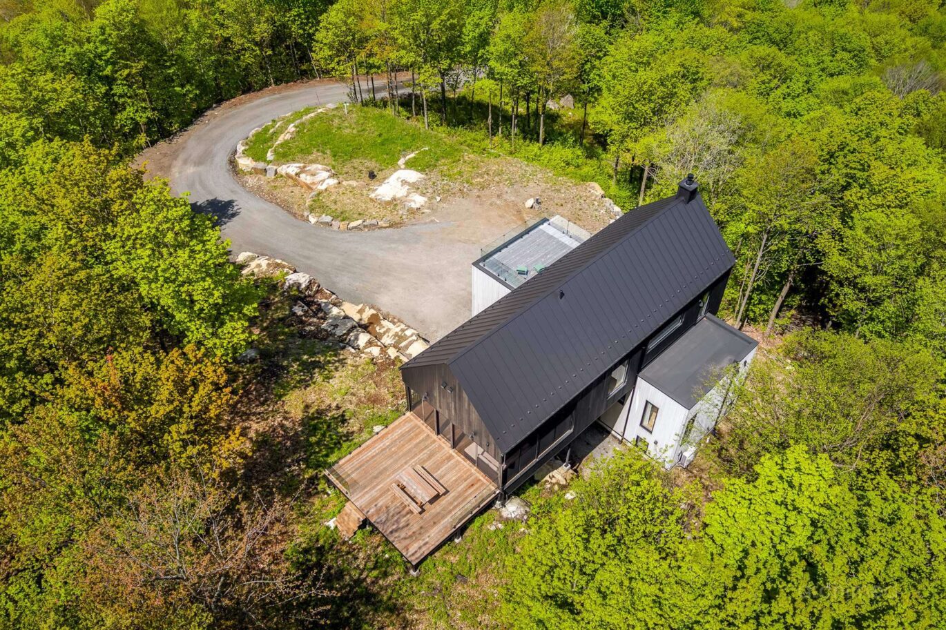 1551 Ch. du Noroît  Wentworth-Nord (Laurentides)