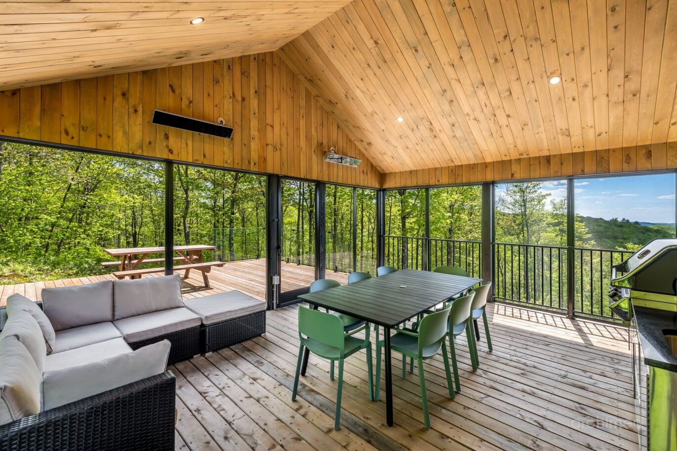 1551 Ch. du Noroît  Wentworth-Nord (Laurentides)