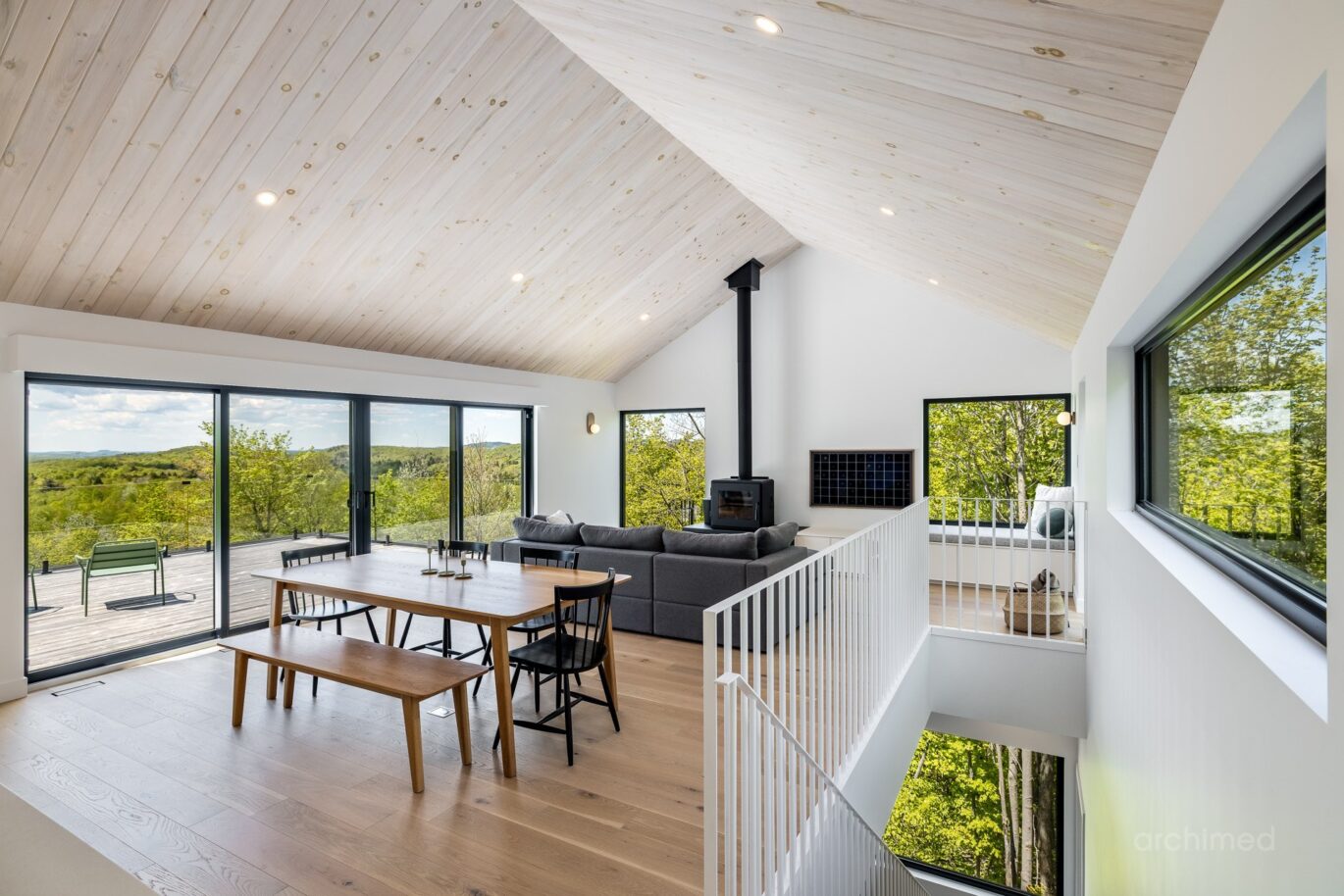 1551 Ch. du Noroît  Wentworth-Nord (Laurentides)