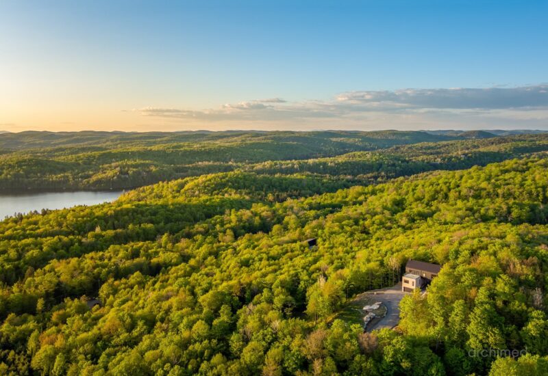 1551 Ch. du Noroît  Wentworth-Nord (Laurentides)