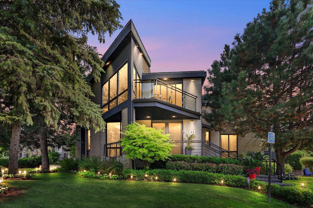 Maison Montréal  -  ref 22072009 (picture 1)