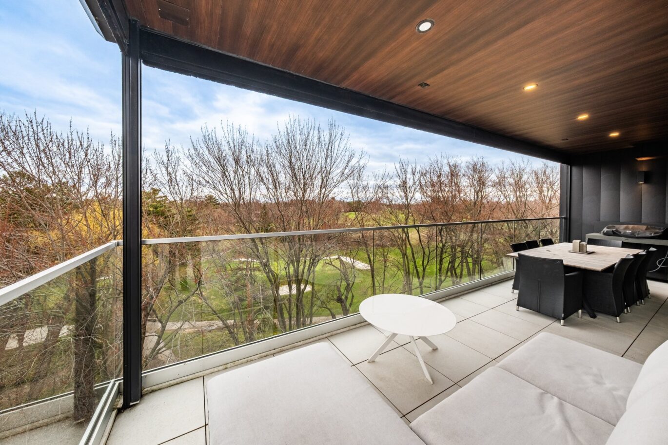 1200 Rue les Érables #603  Laval (Laval-sur-le-Lac) (Laval)