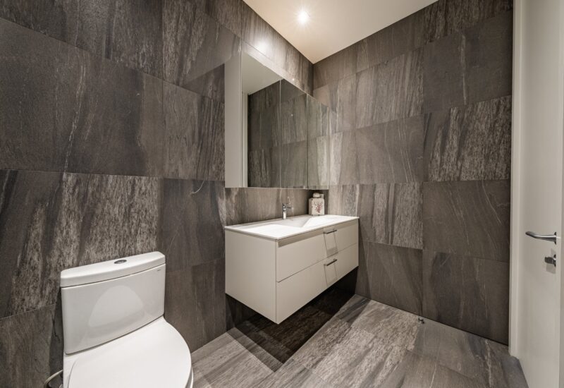 1200 Rue les Érables #603  Laval (Laval-sur-le-Lac) (Laval)