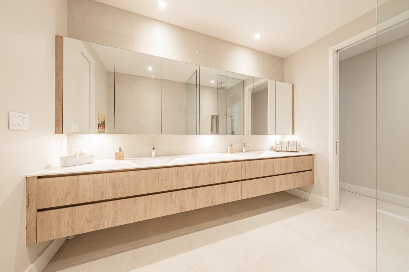 1200 Rue les Érables #603  Laval (Laval-sur-le-Lac) (Laval)