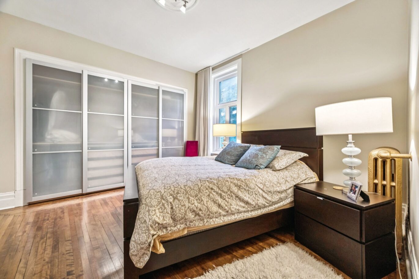 5172 Av. du Parc  Montréal (Le Plateau-Mont-Royal) (Montréal)