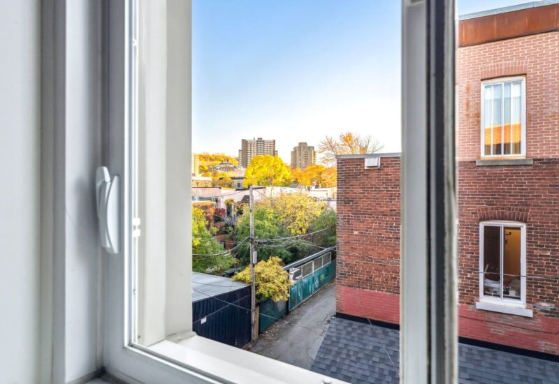 5172 Av. du Parc  Montréal (Le Plateau-Mont-Royal) (Montréal)