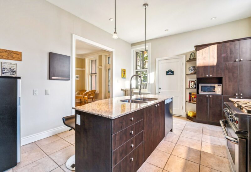 5172 Av. du Parc  Montréal (Le Plateau-Mont-Royal) (Montréal)