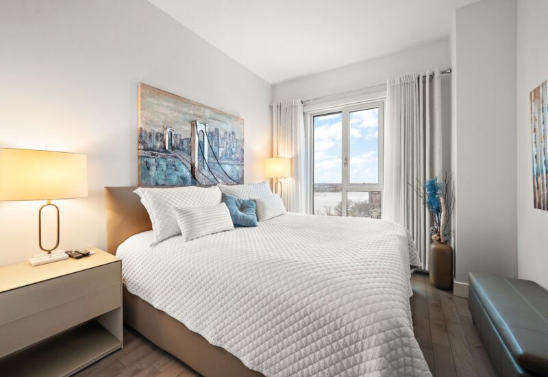 9 Boul. des Prairies #1204  Laval (Pont-Viau) (Laval)