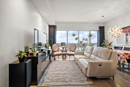 9 Boul. des Prairies #1204  Laval (Pont-Viau) (Laval)