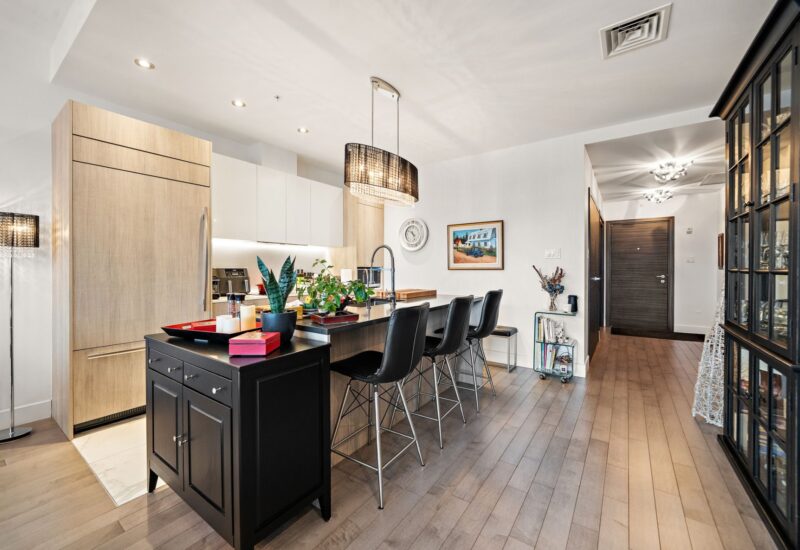 9 Boul. des Prairies #1204  Laval (Pont-Viau) (Laval)