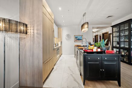 9 Boul. des Prairies #1204  Laval (Pont-Viau) (Laval)