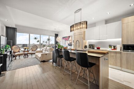 9 Boul. des Prairies #1204  Laval (Pont-Viau) (Laval)