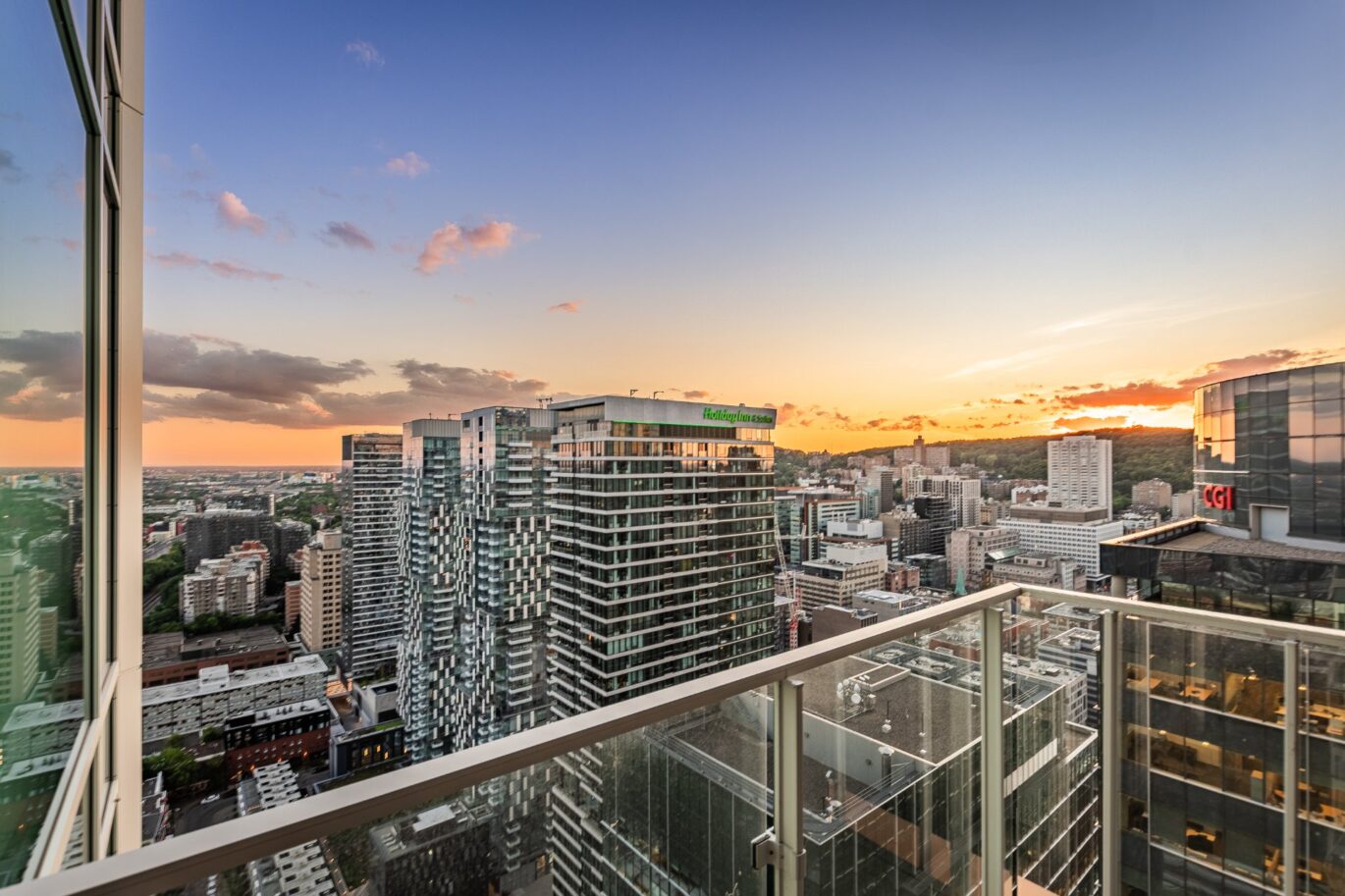 1020 Rue de la Montagne #PH-3710  Montréal (Ville-Marie) (Montréal)