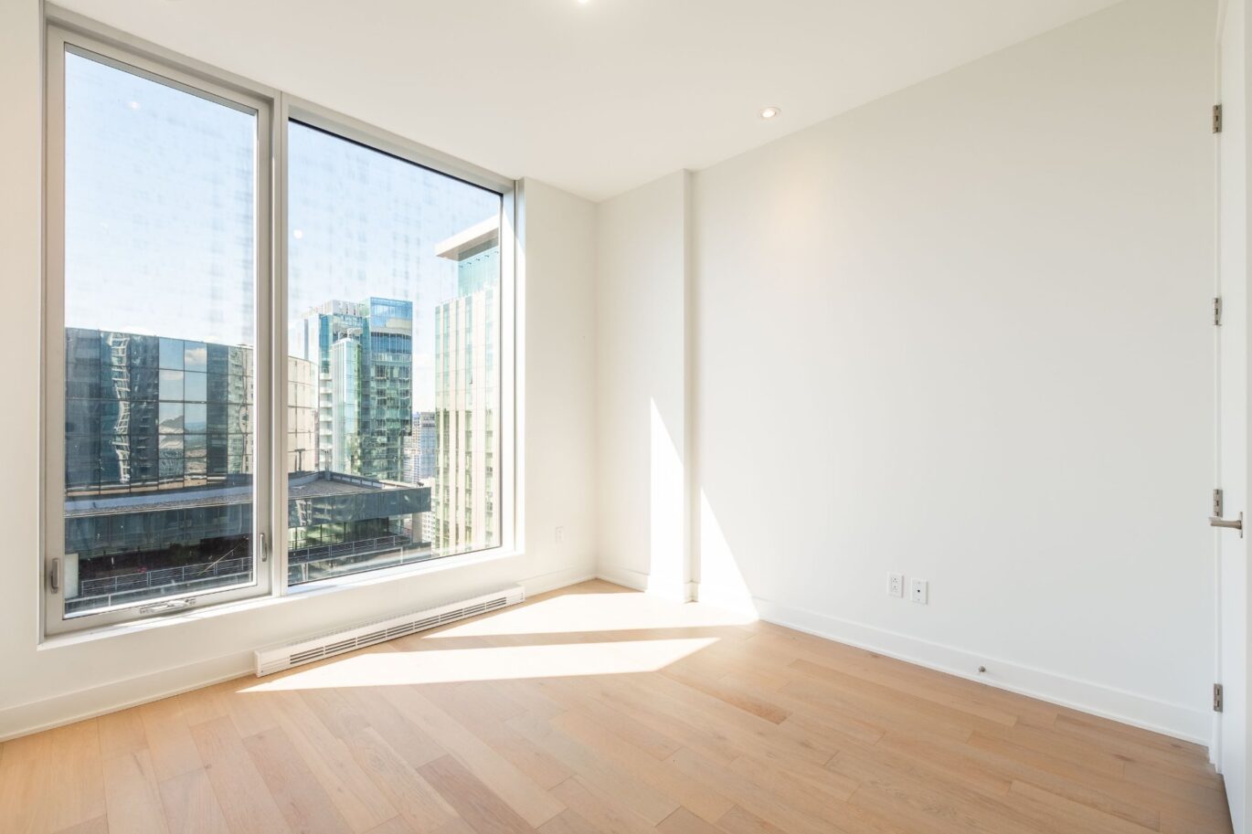 1020 Rue de la Montagne #PH-3710  Montréal (Ville-Marie) (Montréal)