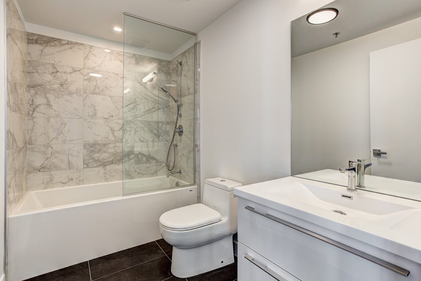 4599 Av. Clanranald #705  Montréal (Côte-des-Neiges/Notre-Dame-de-Grâce) (Montréal)