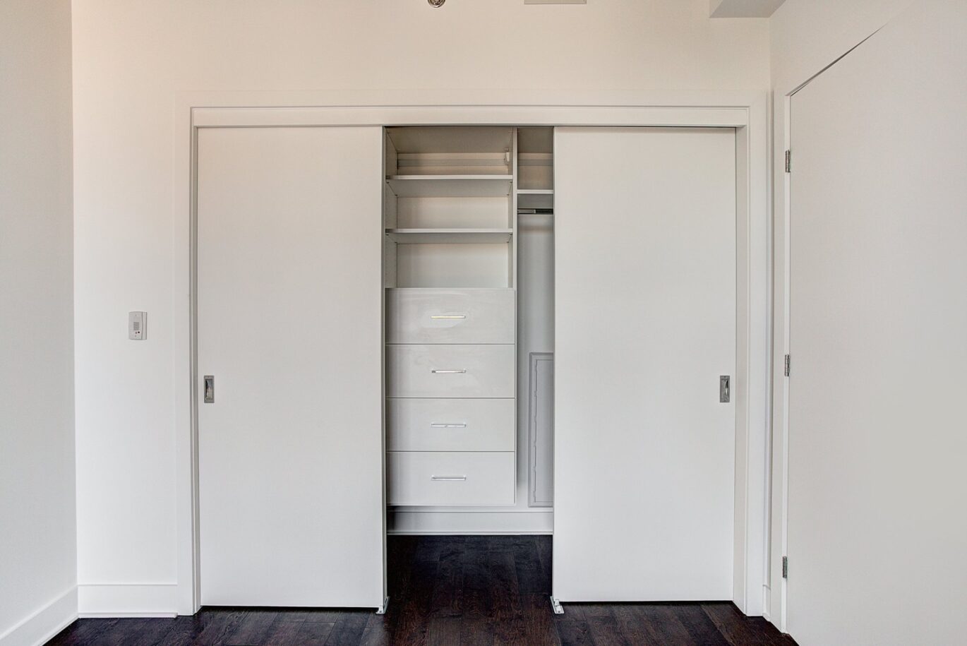 4599 Av. Clanranald #705  Montréal (Côte-des-Neiges/Notre-Dame-de-Grâce) (Montréal)