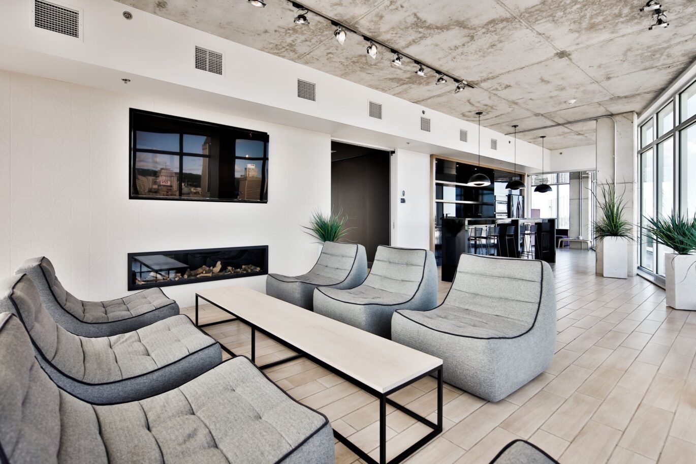 888 Rue Wellington #714  Montréal (Ville-Marie) (Montréal)