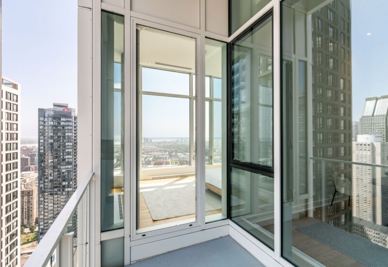 1020 Rue de la Montagne #PH-4102  Montréal (Ville-Marie) (Montréal)