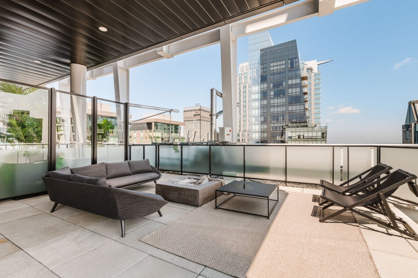 1020 Rue de la Montagne #PH-4102  Montréal (Ville-Marie) (Montréal)