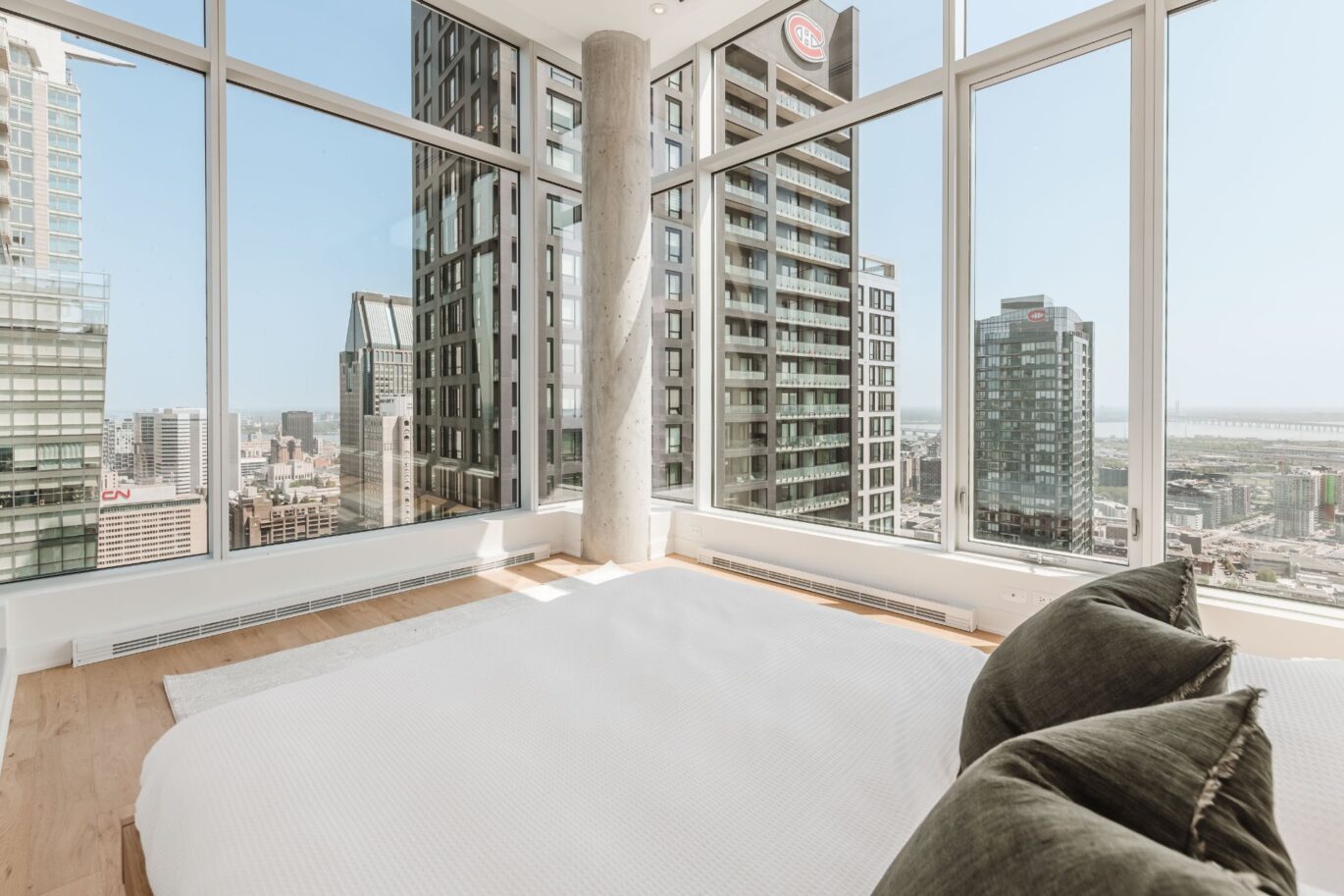 1020 Rue de la Montagne #PH-4102  Montréal (Ville-Marie) (Montréal)