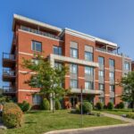 695 Rue du Docteur-Chevrier #404  Saint-Lambert (Montérégie)
