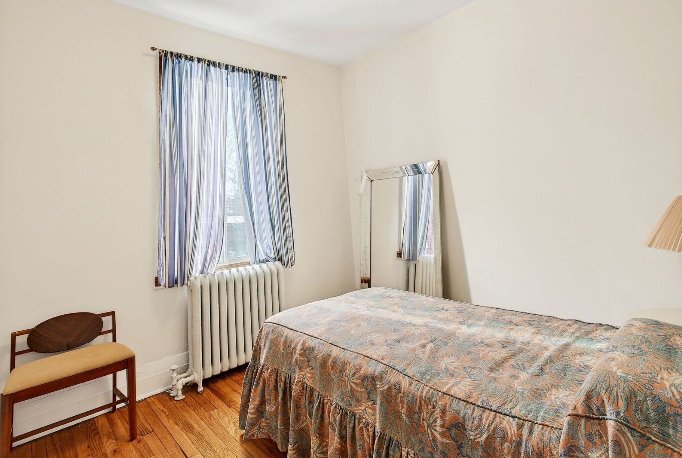 2432 – 2434 Av. Mariette  Montréal (Côte-des-Neiges/Notre-Dame-de-Grâce) (Montréal)