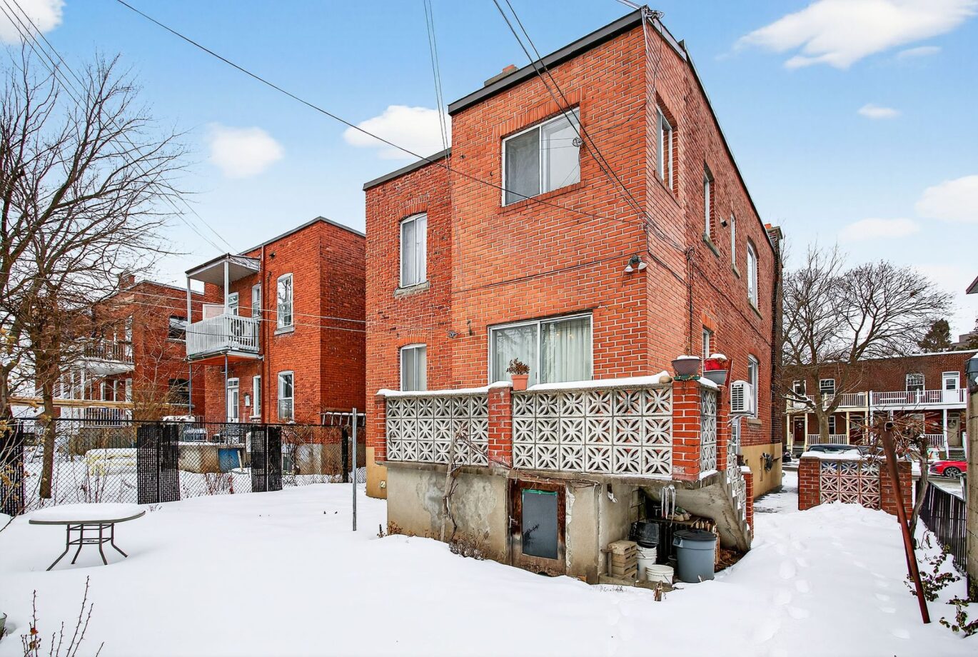 2432 – 2434 Av. Mariette  Montréal (Côte-des-Neiges/Notre-Dame-de-Grâce) (Montréal)