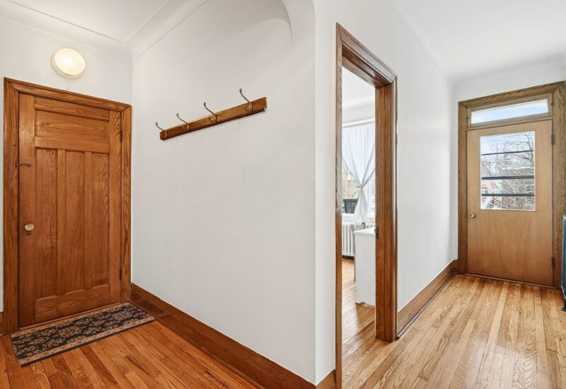 2432 – 2434 Av. Mariette  Montréal (Côte-des-Neiges/Notre-Dame-de-Grâce) (Montréal)