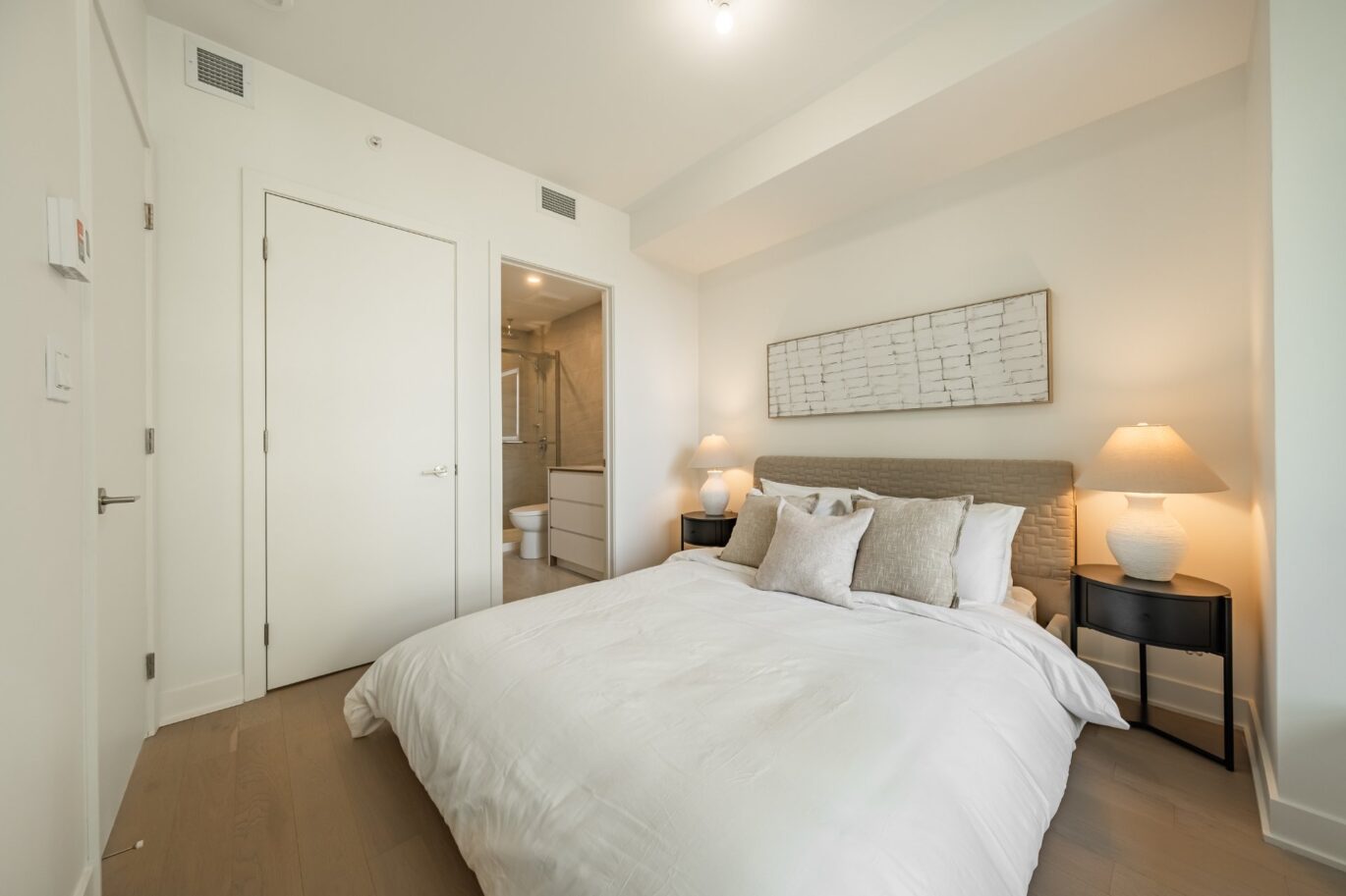 1020 Rue de la Montagne #705  Montréal (Ville-Marie) (Montréal)