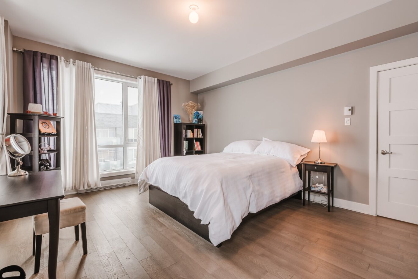 3449 Av. Jacques-Bureau #607  Laval (Chomedey) (Laval)