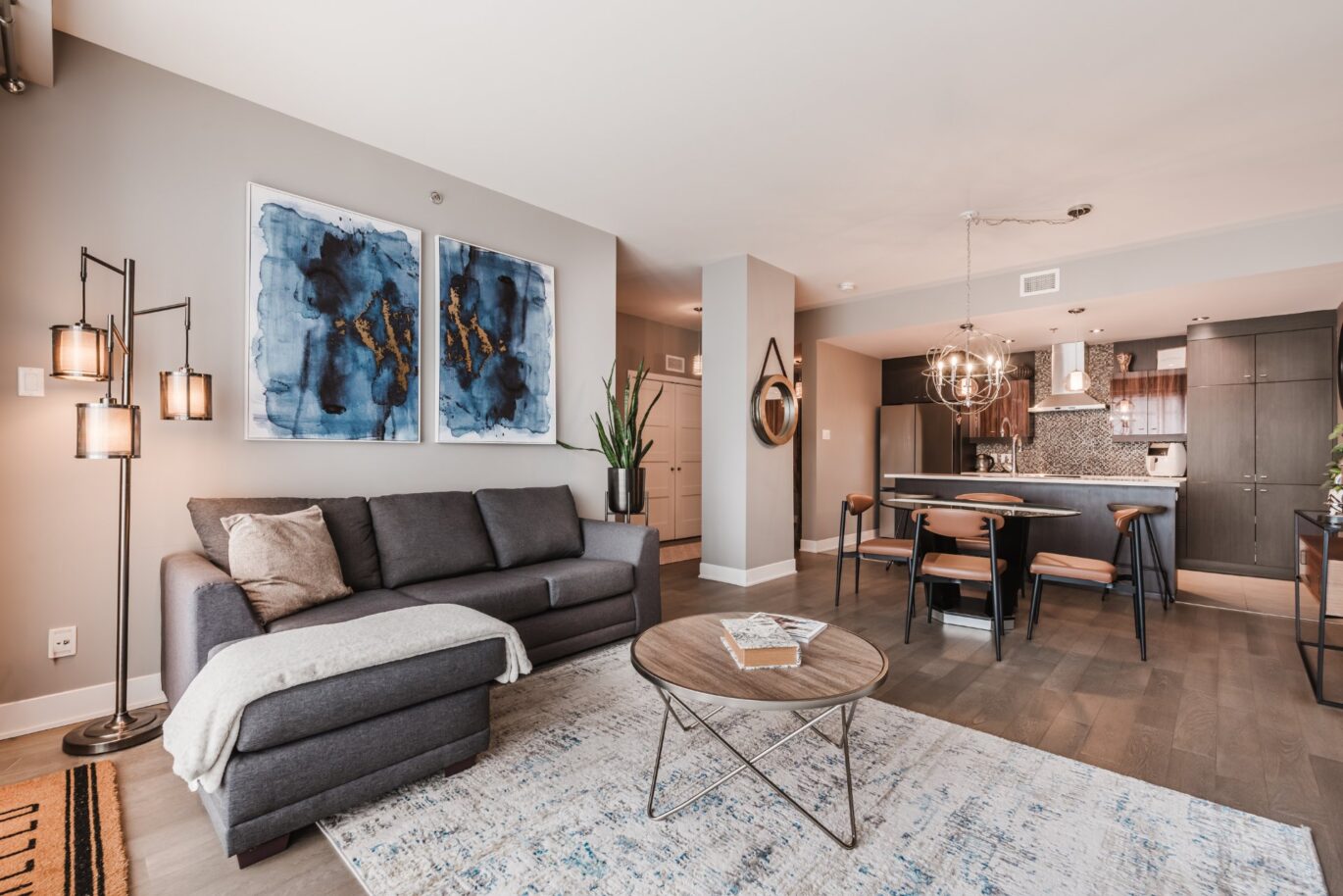 3449 Av. Jacques-Bureau #607  Laval (Chomedey) (Laval)